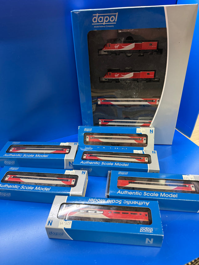 Dapol Class 43 HST Pack With All 8 Coaches Virgin East Coast DCC Fitted  (1018)
