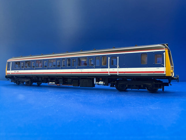 Bachmann Class 121 Single Car DMU - Network Southeast - DCC Fitted - 35-527 (1023)