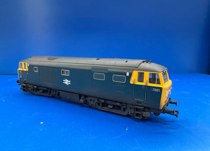 Heljan Class 35 D7001 Br Blue Weathered - DCC Fitted.  (1034)