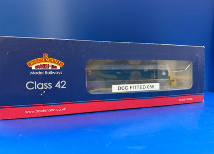 Bachmann Class 42 D827 BR Blue “Kelly” - DCC    (1035)