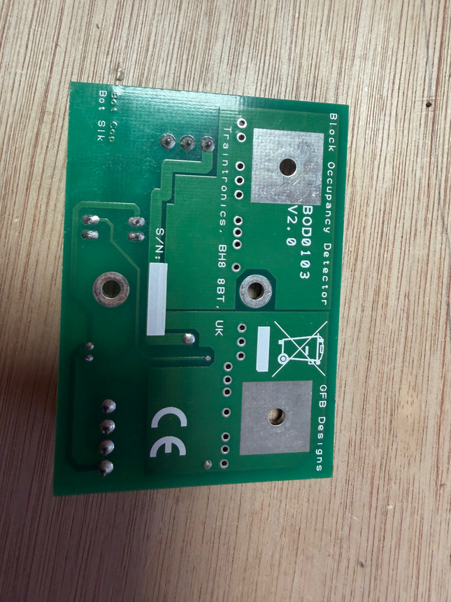 Traintronics DCC Block Occupancy Detector Board, output led when a block section is occupied