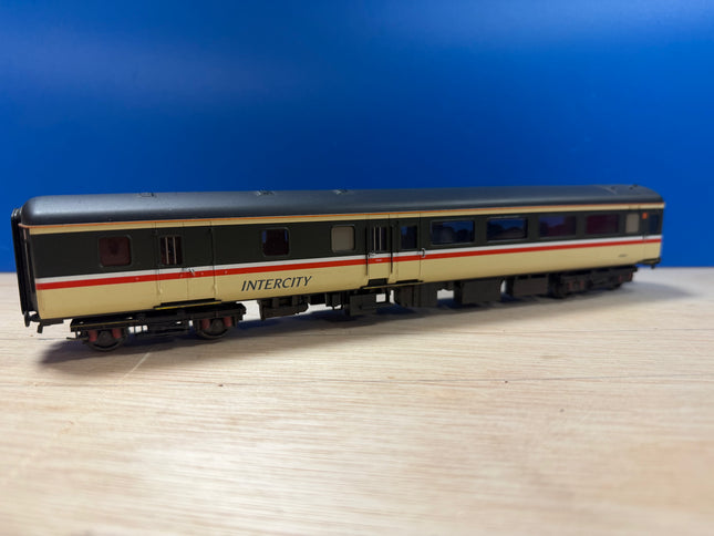 Hornby Mk2E BR Executive Brake Open Standard Coach ‘9504’ R4618