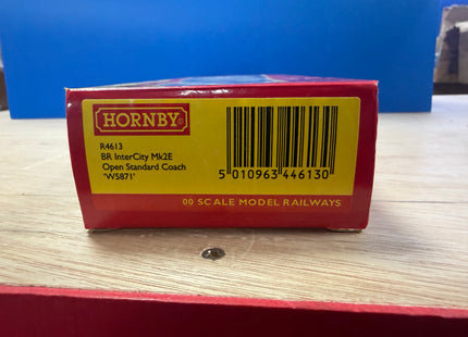 Hornby BR Executive MK2E Open Standard Coach R4613 5779