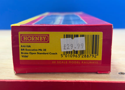 Hornby BR Executive MK2E Brake Open Standard Coach R4618A 9506
