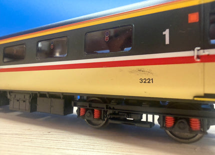 Hornby BR Executive MK2E Open First Coach R4617A 3221 slight mark one side pictured
