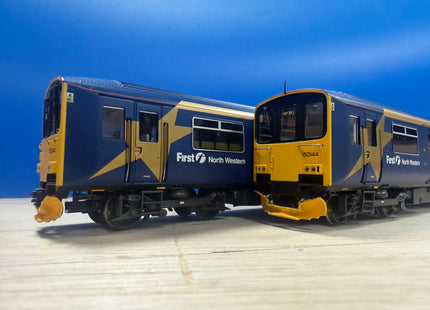 Bachmann Class 150/1 2 Car DMU, Dcc fitted First North Western Livery