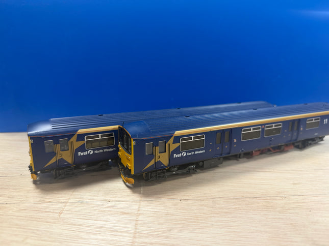 Bachmann Class 150/1 2 Car DMU, Dcc fitted First North Western Livery
