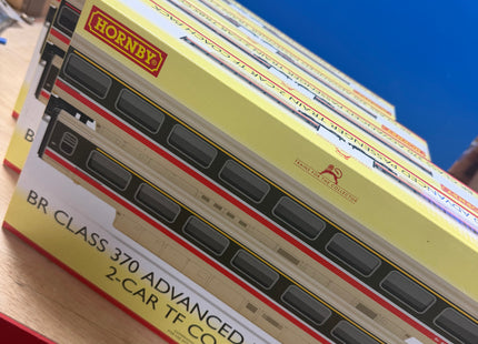Hornby BR Class 370 APT Coach Set For 14 car formation, For Sets 37001/2 - 4 Boxes
