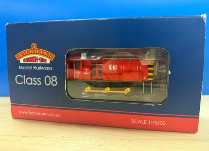 Bachmann Class 08 DB Schenker Red 08907 DCC Fitted