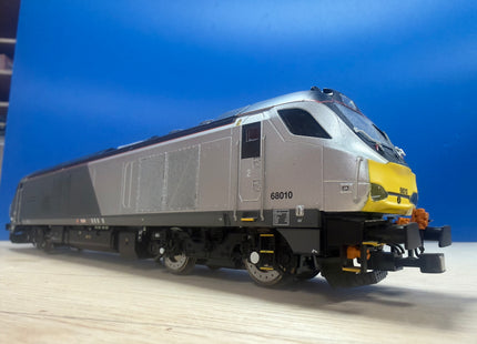 Dapol Class 68 “Oxford Flyer” 68010 DCC Fitted
