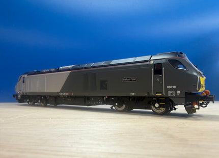 Dapol Class 68 “Oxford Flyer” 68010 DCC Fitted