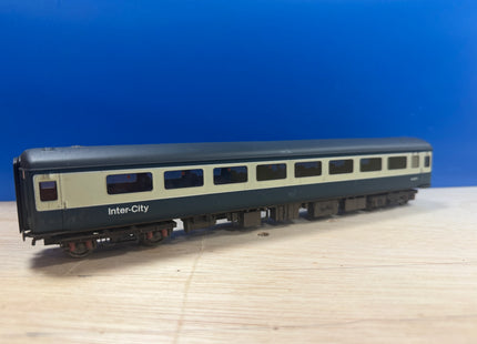 Hornby BR MK2E brake Open Standard Coach R4613 W5871