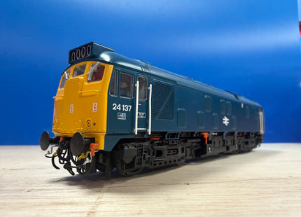 Bachmann Class 24/1 24137 BR Blue DCC Fitted