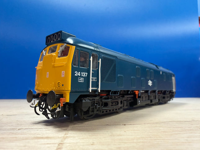 Bachmann Class 24/1 24137 BR Blue DCC Fitted