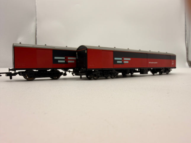 Hornby BR RES Standard GUV (Pack Of 2) R6355