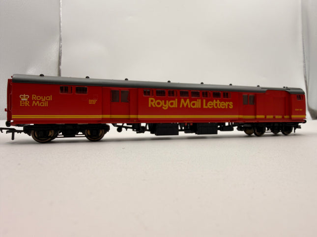 Bachmann BR Mk1 POS Post Office Sorting Van Royal Mail Letters Red 39-430