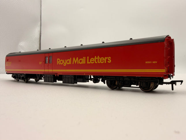 Bachmann BR Mk1 POS Post Office Sorting Van Royal Mail Letters Red 39-430