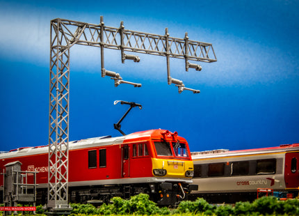 E11-14 - N-Gauge OHLE - Mk1 - Type B Lattice Cantilever Mast 67mm