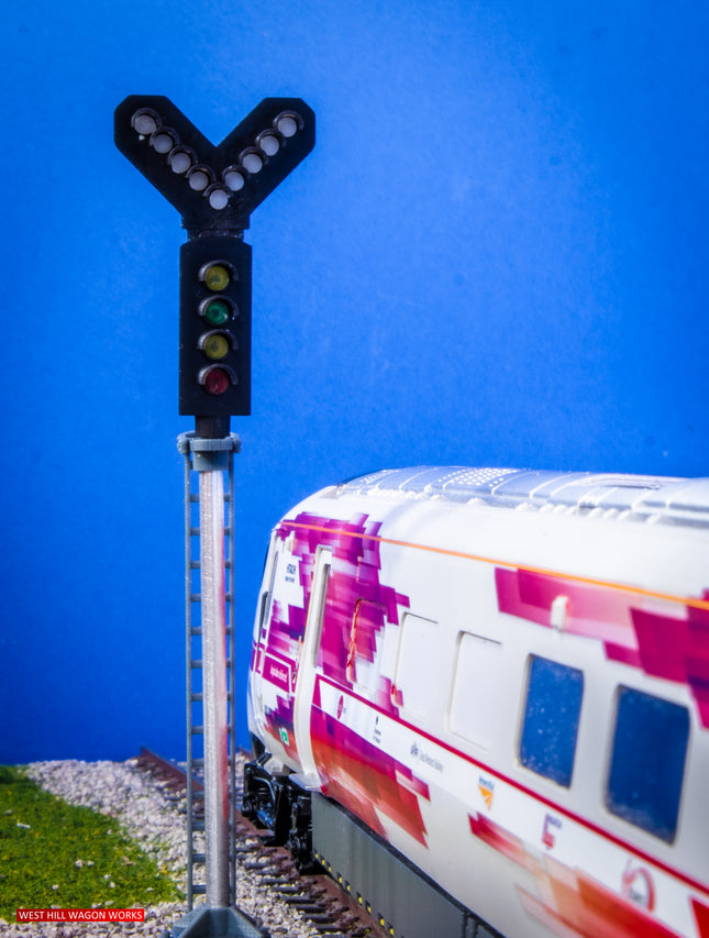 SG32 - Type 1-4 Dummy Junction Direction Indicator (Feathers) for Signal Heads OO Gauge (Pack of 1)