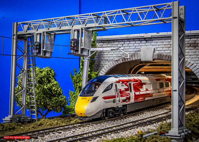 SG1 - Signal Gantry Structure Kit (Type 1) for up to 2 Tracks (OO Gauge)