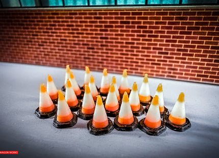 Small Traffic Cones (Pre Coloured) - OO Gauge 1:76 Scale (Pack of 20)