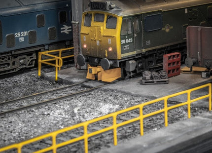 Key Clamp Safety Railing - OO Gauge - Yellow/Silver (Pack of 5)