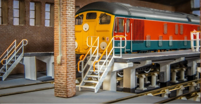 Modern Image Depot Interior Kit With Raised Rail & Access Platforms - OO Gauge (Code 100/75)